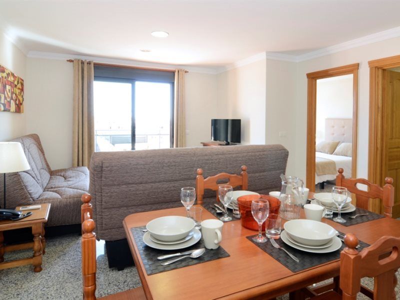 Nuria Sol Apts フエンヒロラ エクステリア 写真