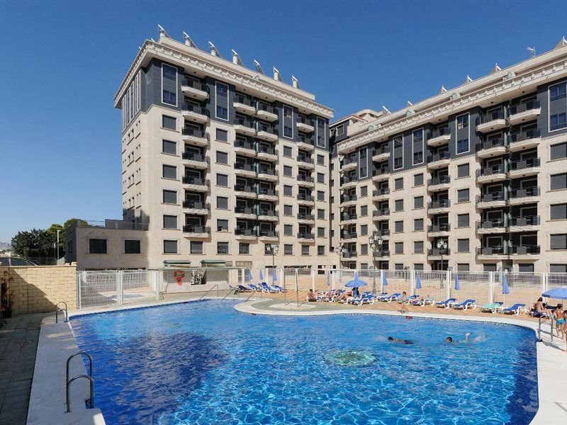 Nuria Sol Apts フエンヒロラ エクステリア 写真